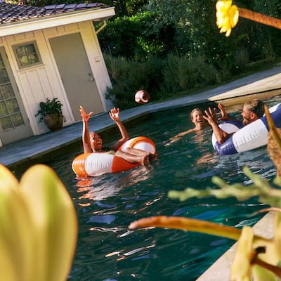 Score a winning stay for game day